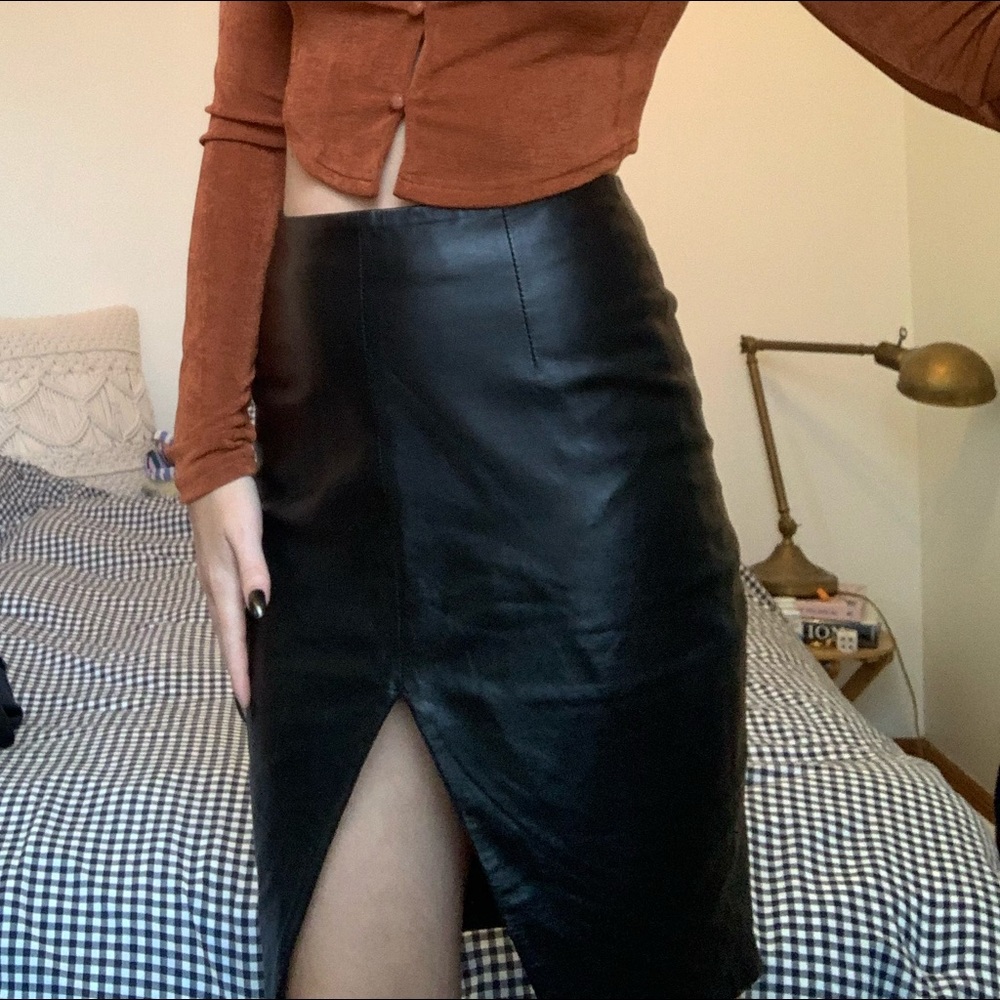 Vintage black leather skirt